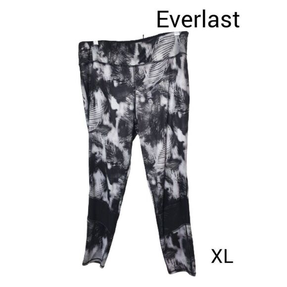 Women's Sports Hi Rise Leggings XL Black White Mesh Insets Workout Pants XL NWOT - Picture 1 of 7